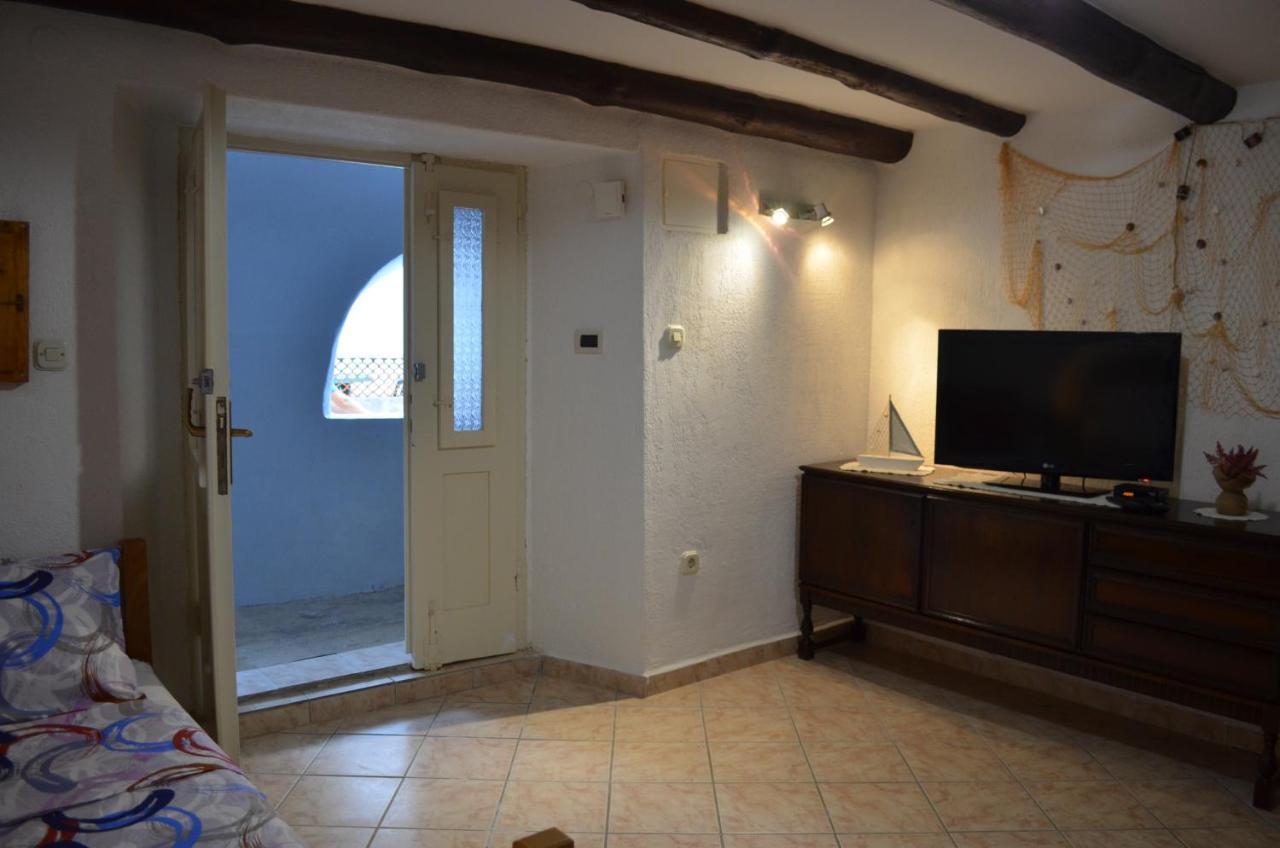 Apartment Stari Dvori Baška Exterior foto