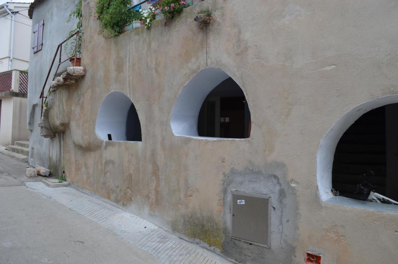 Apartment Stari Dvori Baška Exterior foto
